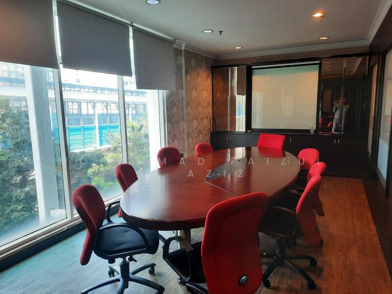 For Rent - Metropolitan Square