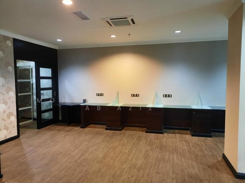 For Rent - Metropolitan Square