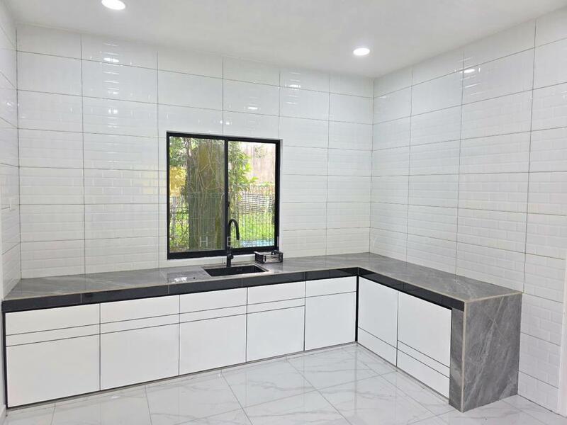 For Sale - Kampung Baru Lima Kedai, Single Storey Bungalow for Sale