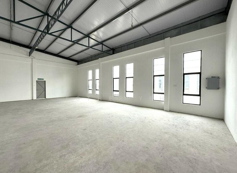 For Sale - Semi Detached Factory at Tmn Industri Impian