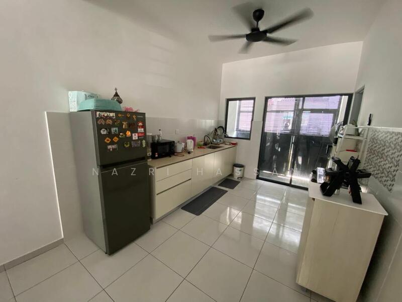 2-storey Terraced House for Sale in Bandar Puncak Alam (Puncak Alam) - Nazri Hassan - PropertyGuru.com.my