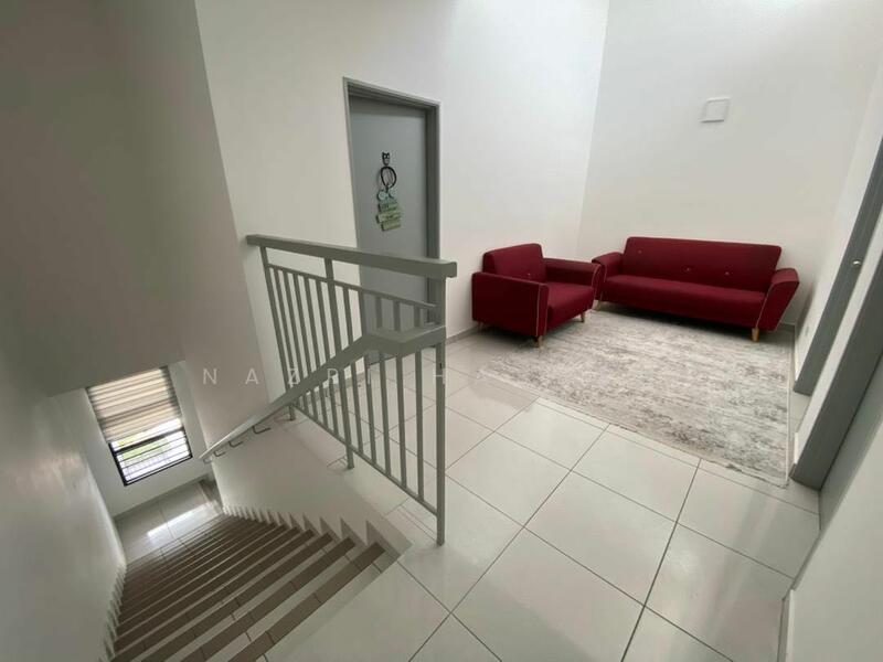 2-storey Terraced House for Sale in Bandar Puncak Alam (Puncak Alam) - Nazri Hassan - PropertyGuru.com.my