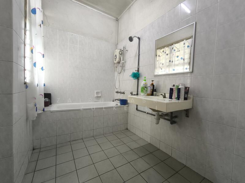 Untuk Dijual - Putrajaya END LOT FREEHOLD Double Storey House Presint 11 Putrajaya