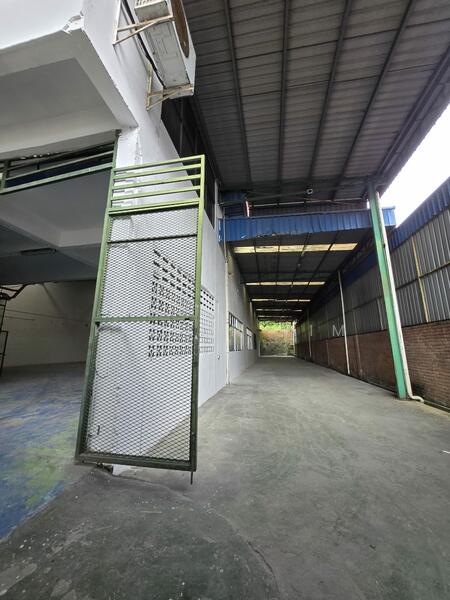 Untuk Disewa - Taman Desa Cemerlang