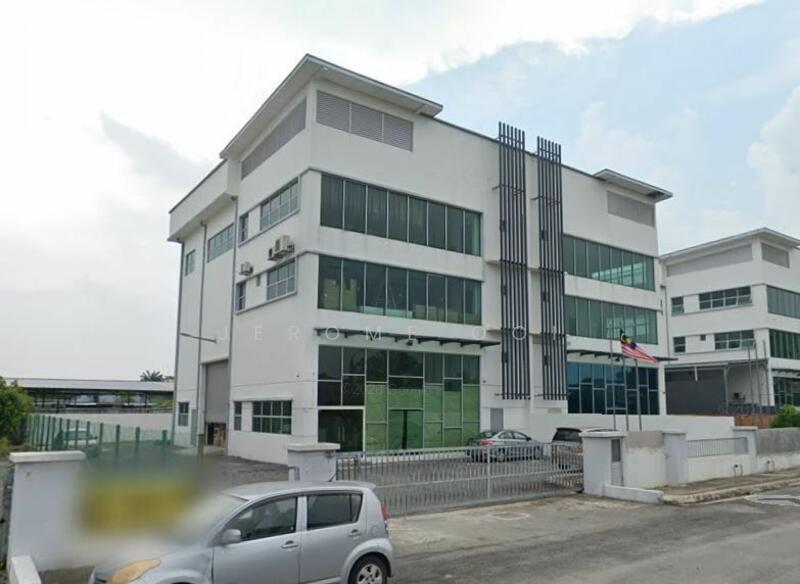 For Rent - Semi-D factory at Seksyen 32
