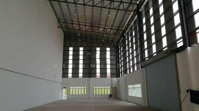 For Rent - Semi-D factory at Seksyen 32