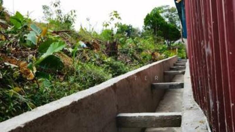 Untuk Disewa - Taman Daya ( Fully Cover ) 1.5 Storey Semi-D Factory