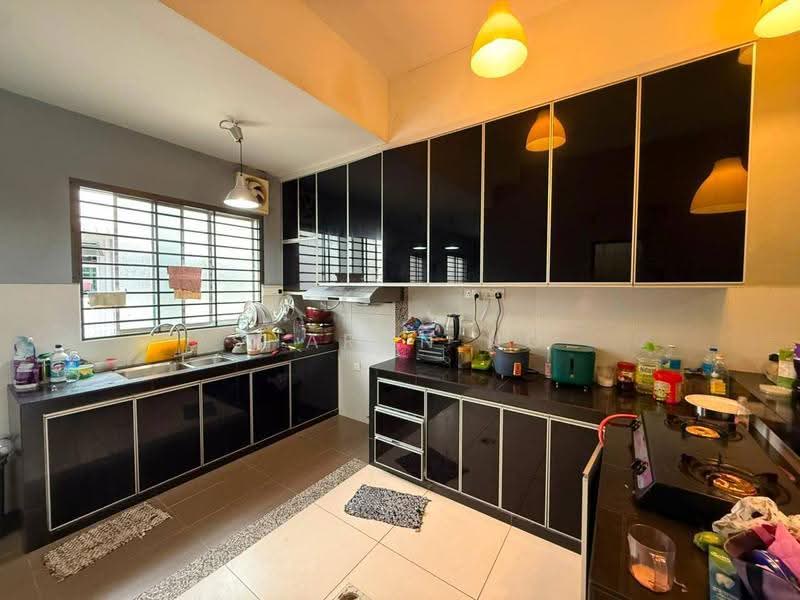 2-storey Terraced House for Sale in Taman Pulai Hijauan (Skudai) - Sharon Ng - Kitchen - PropertyGuru.com.my