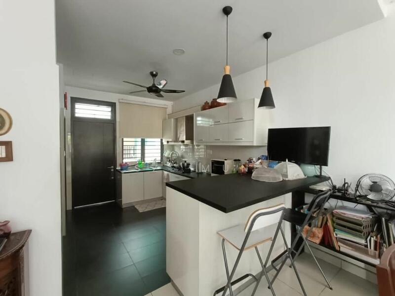 For Sale - Terraced House at Seksyen U1