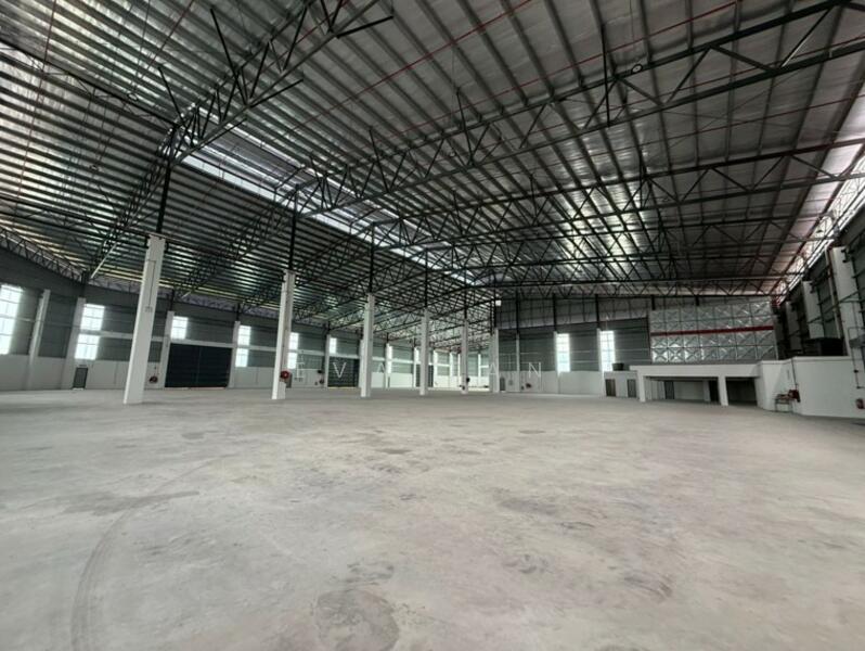 For Rent - Detached Warehouse/Factory with Double Storey Office at Tanjung Pelepas