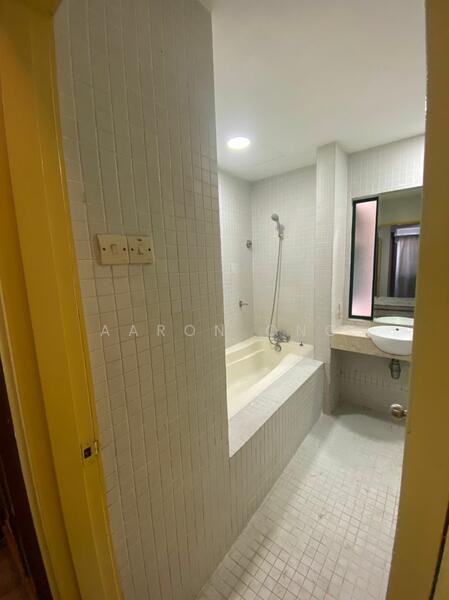 For Sale - 10 Semantan Suites