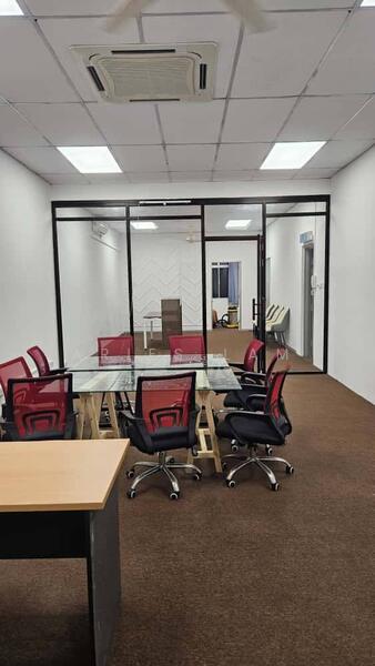 Untuk Disewa - Setia Tropika Setias Tropikas