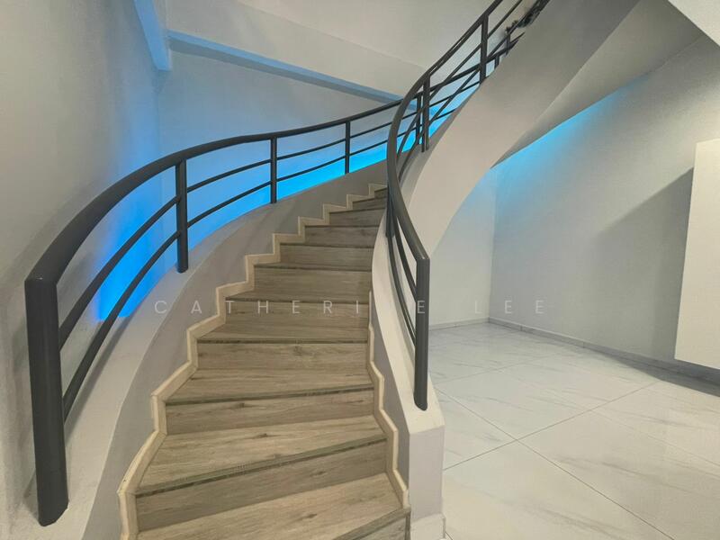 Untuk Dijual - Sri Mulia