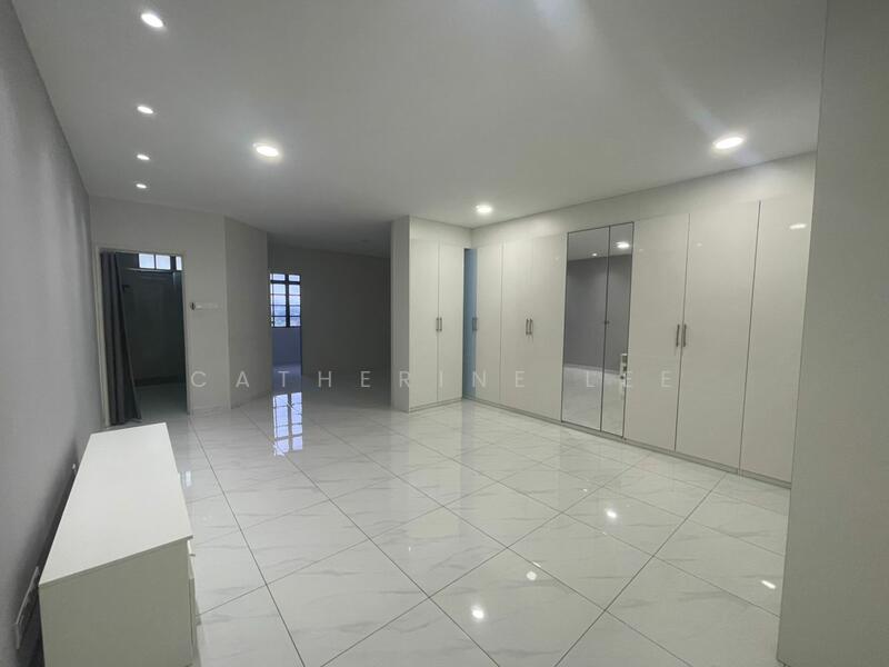 Untuk Dijual - Sri Mulia