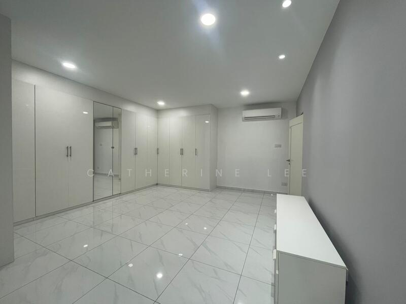 Untuk Dijual - Sri Mulia