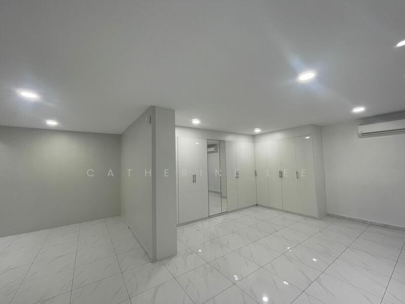 Untuk Dijual - Sri Mulia