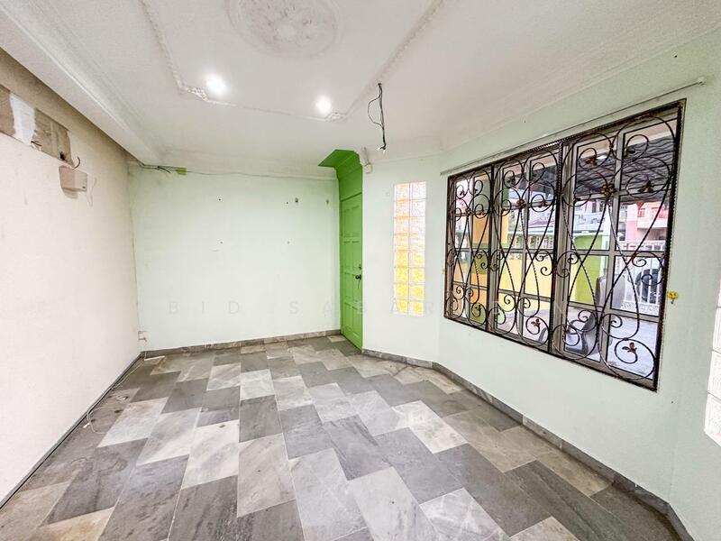 For Sale - 2 Storey Corner Lot Terrace @ Jalan Cecawi Seksyen 6, Kota Damansara
