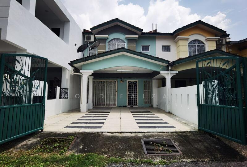Untuk Dijual - Renovated Double Storey Terrace House Seksyen 8 Bandar Baru Bangi