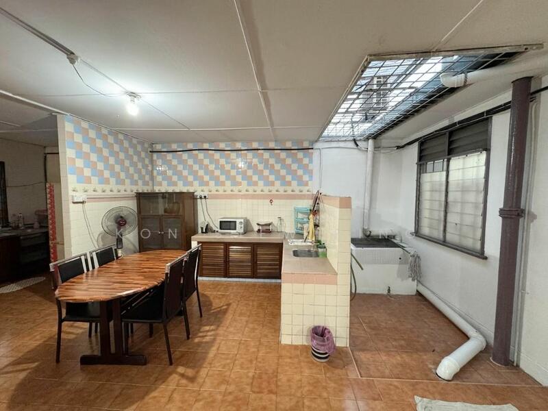 Untuk Disewa - Terraced House at Kampung Kenyalang Park