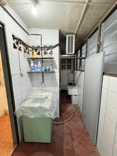 Untuk Disewa - Terraced House at Kampung Kenyalang Park