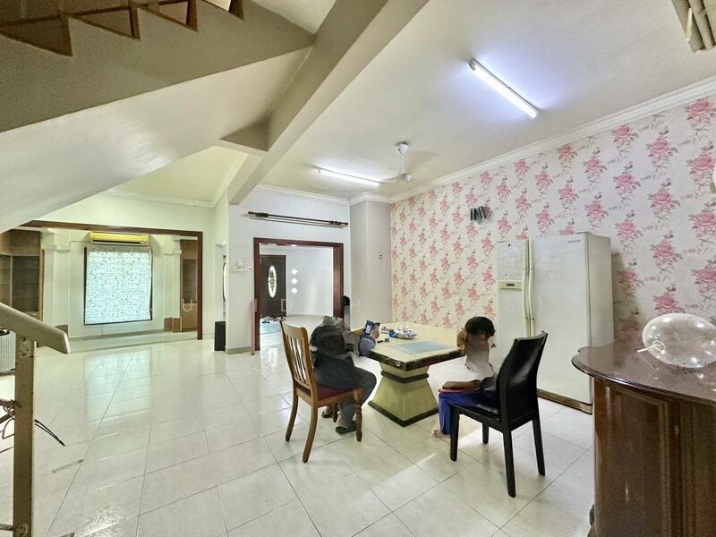 Extended Double Storey Jalan Platinum Seksyen 7 Shah Alam