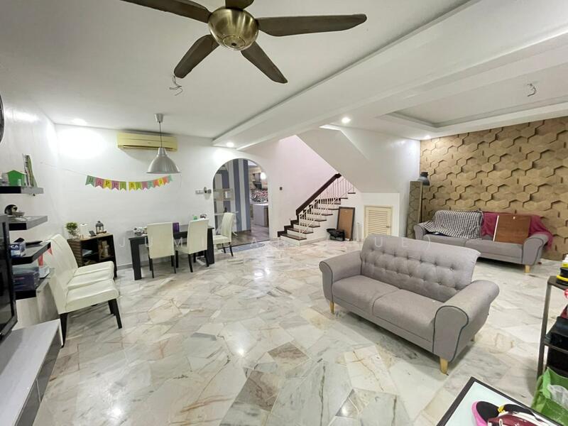 2 Storey Superlink Taman TTDI Jaya Seksyen U2 Shah Alam * Extended back ( kelulusan majlis )