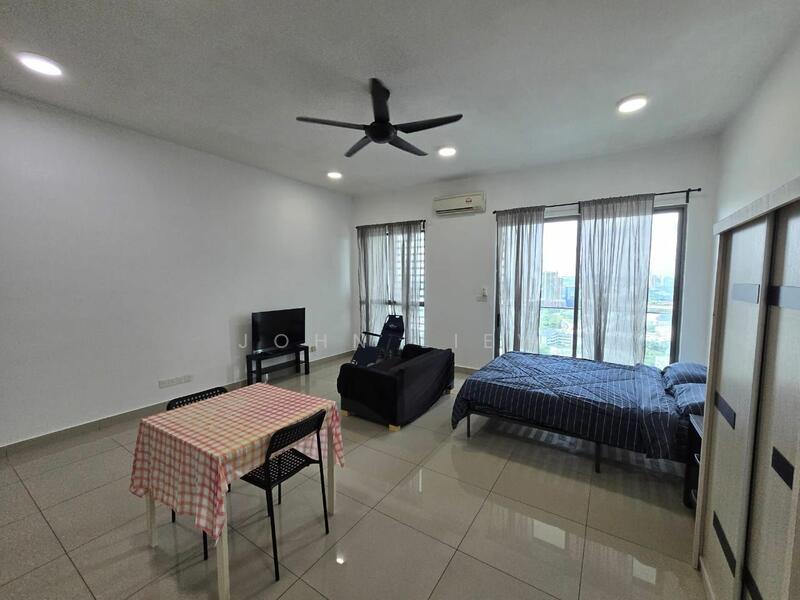 For Rent - Cybersquare