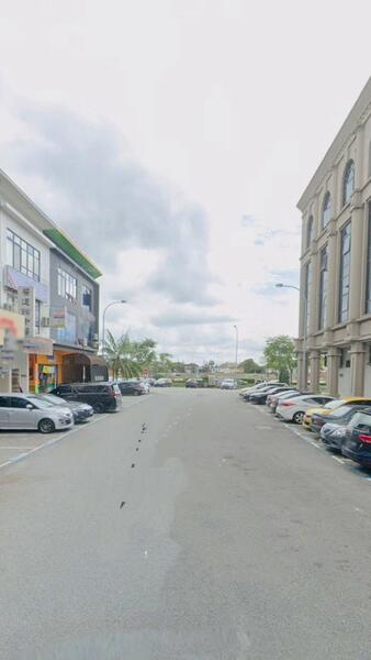 For Rent - Bukit Indah @ Jalan Indah 15 - 3 Storey Shop Office ( Ground Floor Only )