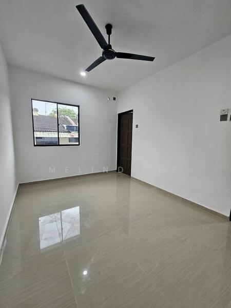 For Sale - Kulai Taman Muhibbah Renovated 2 Storey Terrace 3bed Can Full Loan