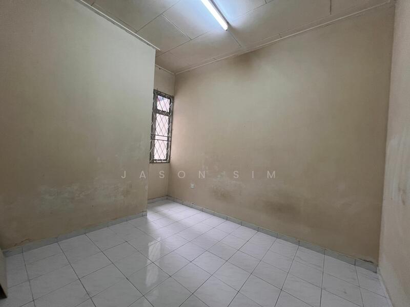 For Sale - Taman Senai Utama