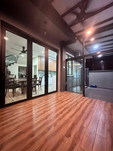 For Sale - Pasir Gudang Taman Scientex Renovated 2 Storey Cluster 4bed