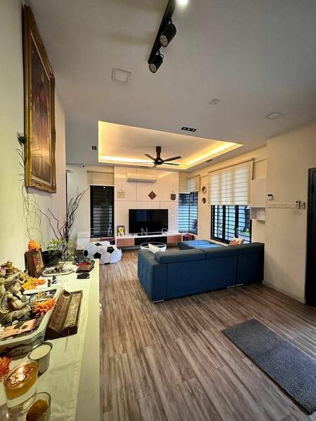 For Sale - Pasir Gudang Taman Scientex Renovated 2 Storey Cluster 4bed