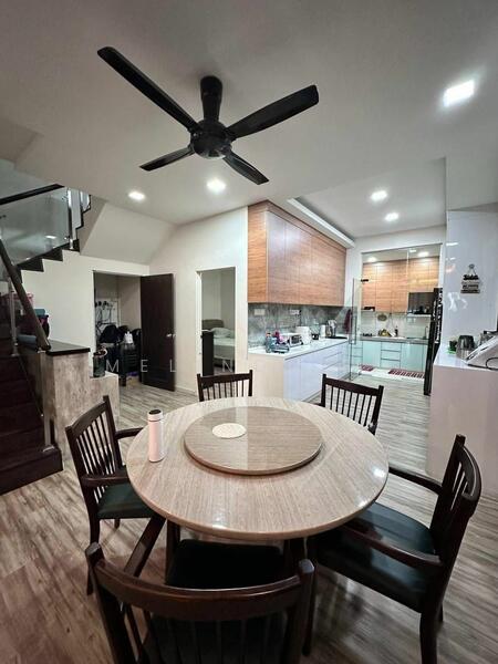 For Sale - Pasir Gudang Taman Scientex Renovated 2 Storey Cluster 4bed