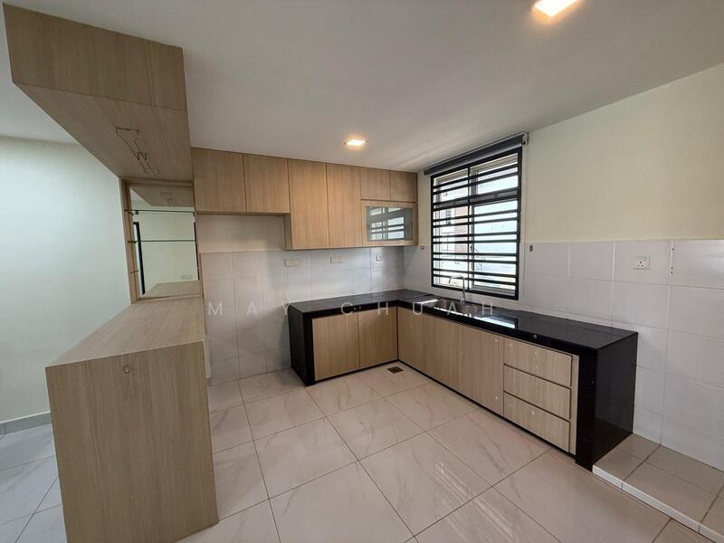 For Sale - Flat Bukit Indah