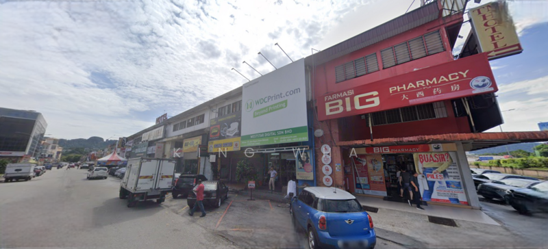 For Sale - taman melawati jalan negara 3 sty shoplot . main entrance . good location . 22x80