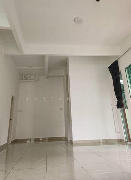 Untuk Dijual - Jalan Bukit Dumbar