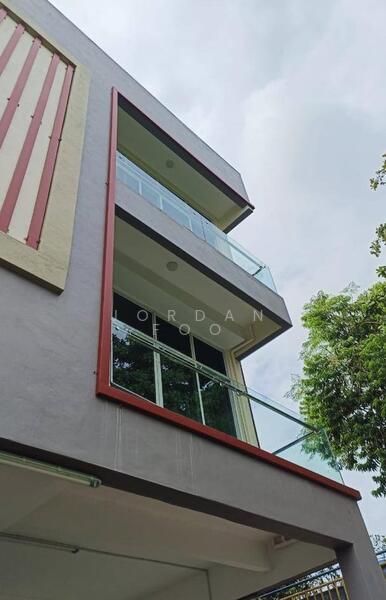 Untuk Dijual - Jalan Bukit Dumbar