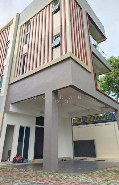 Untuk Dijual - Jalan Bukit Dumbar