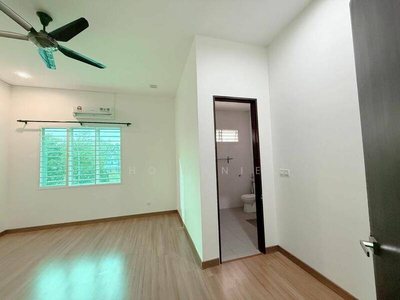 Untuk Dijual - 2-storey Terrace House at Kota Bayuemas