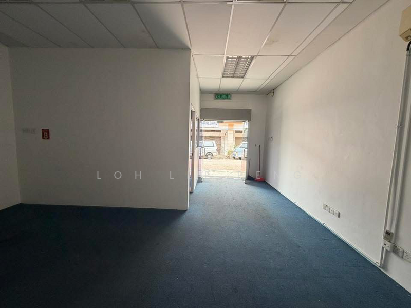 For Rent - Shop / Office at Taman Perling