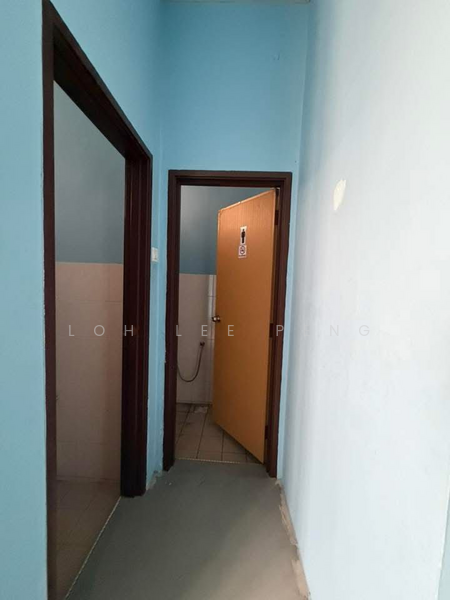 For Rent - Shop / Office at Taman Perling