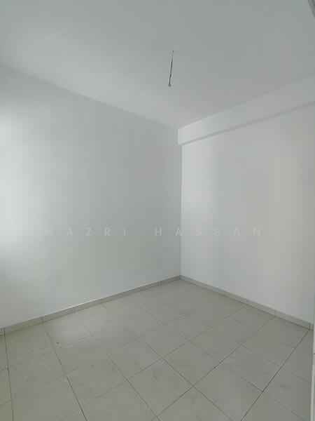 Terraced House for Sale in Taman Kundang Jaya (Rawang) - Nazri Hassan - PropertyGuru.com.my