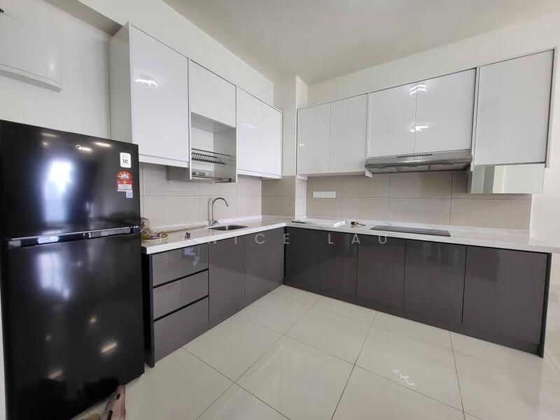 For Rent - Emerald 9