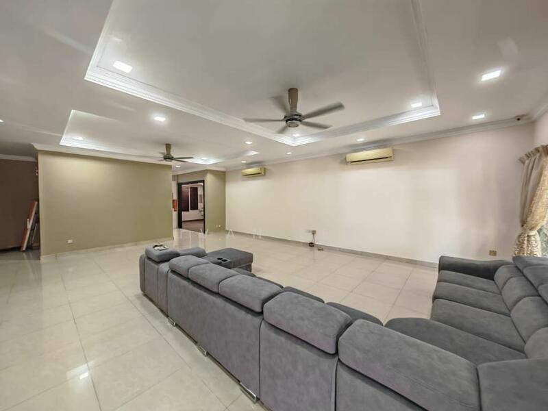 For Sale - Bungalow at Taman Universiti Ss3