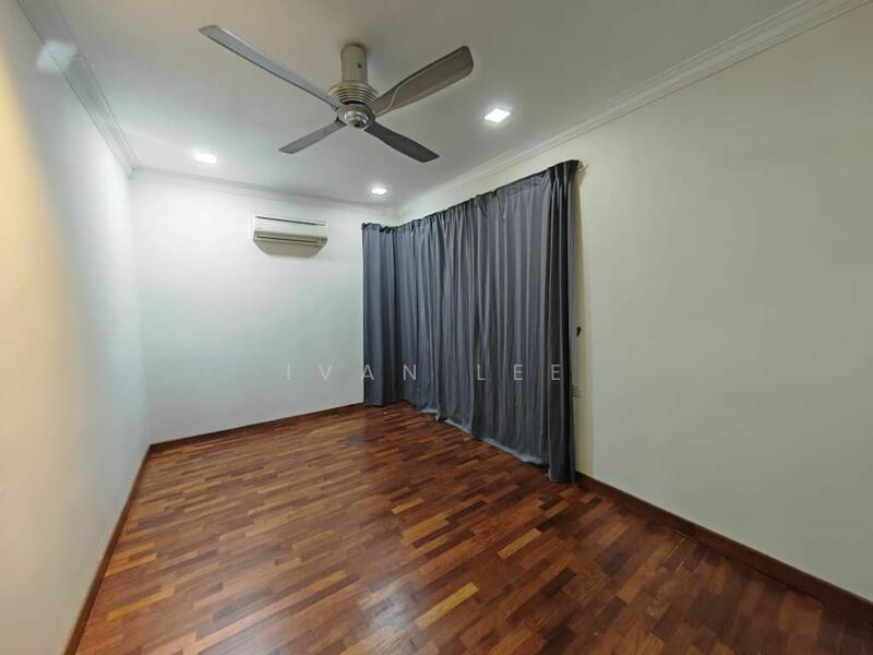 For Sale - Bungalow at Taman Universiti Ss3