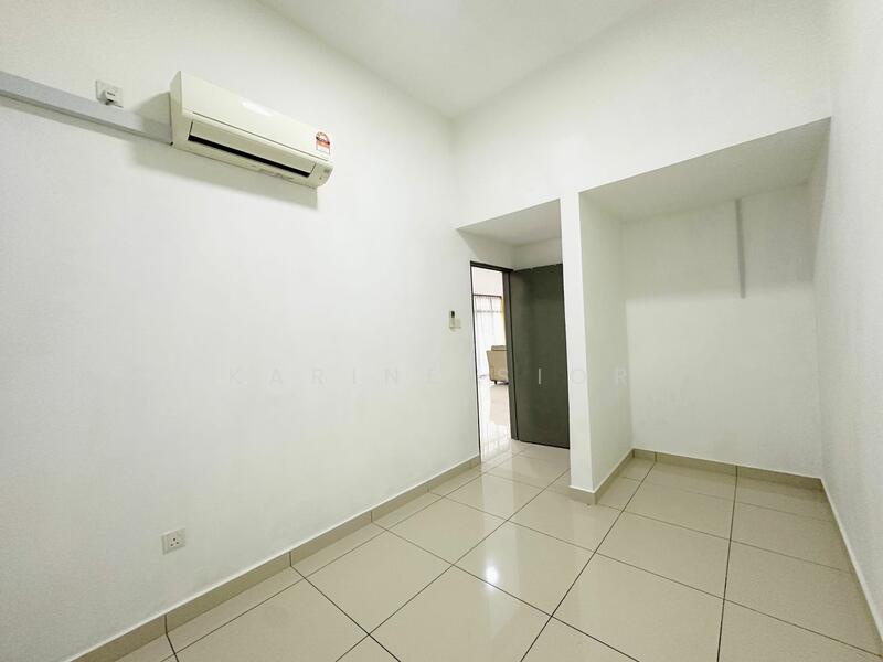 For Sale - MUTIARA RINI @Mutiara Mas Opal 3-Storey Cluster