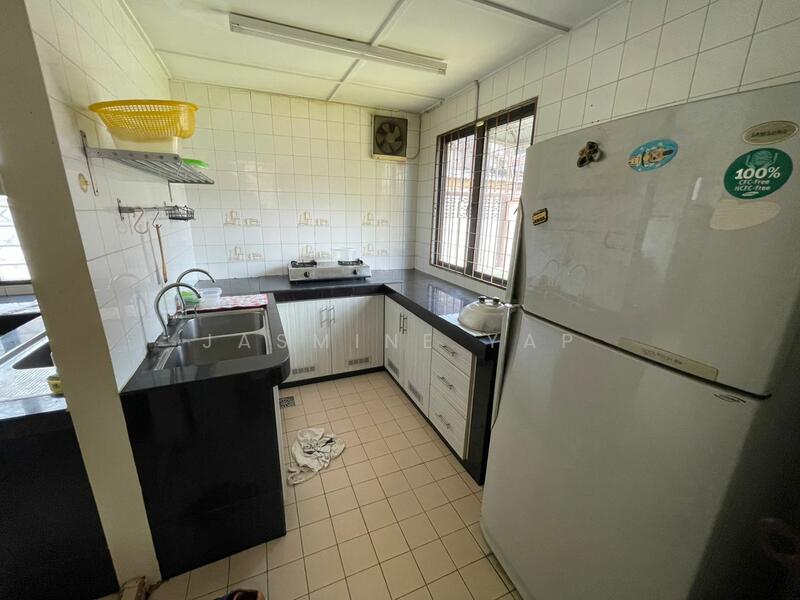 For Sale - ss 15 Subang Jaya End Lot Freehold 2 Storey House near Sri KL Inti College