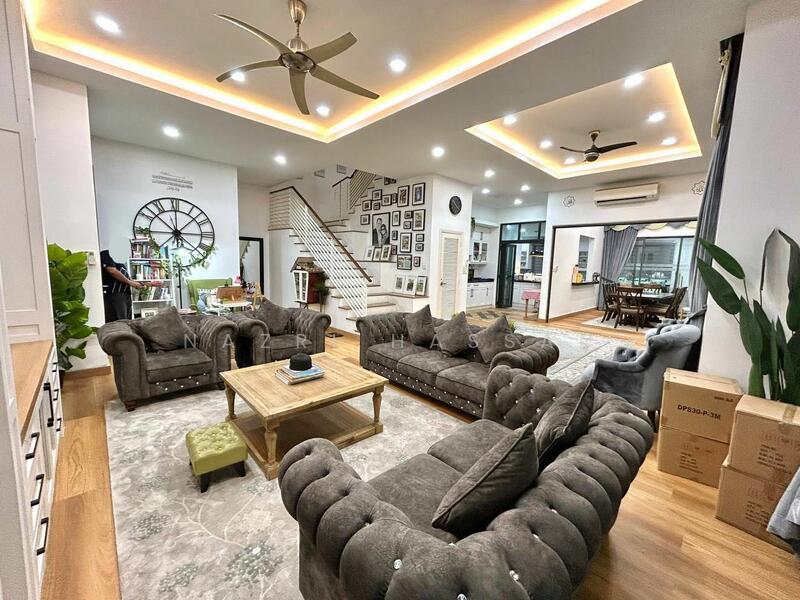 For Sale - 3 Storey Semi D Cahaya Alam U12 Lotus