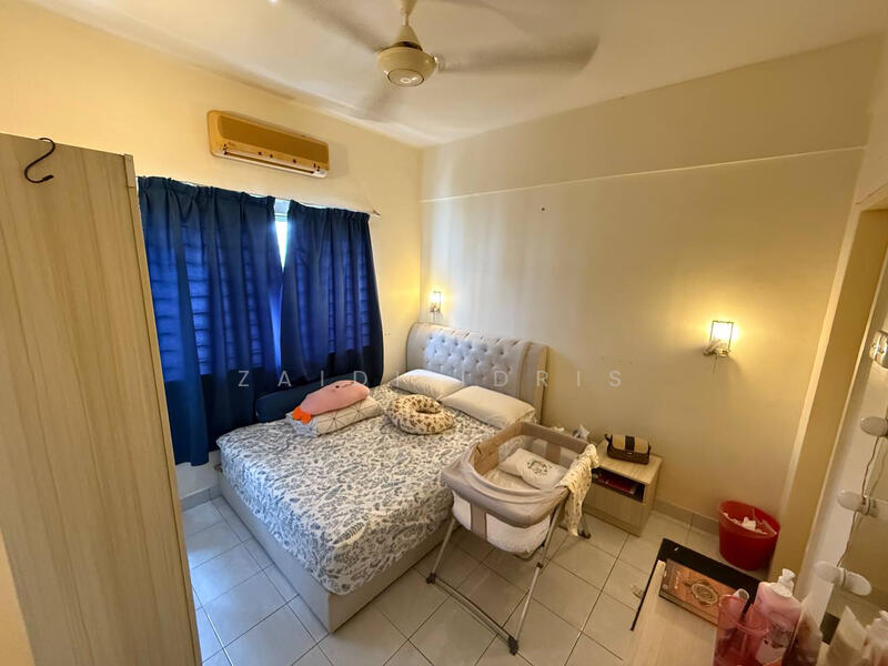 For Sale - Oakleaf Park