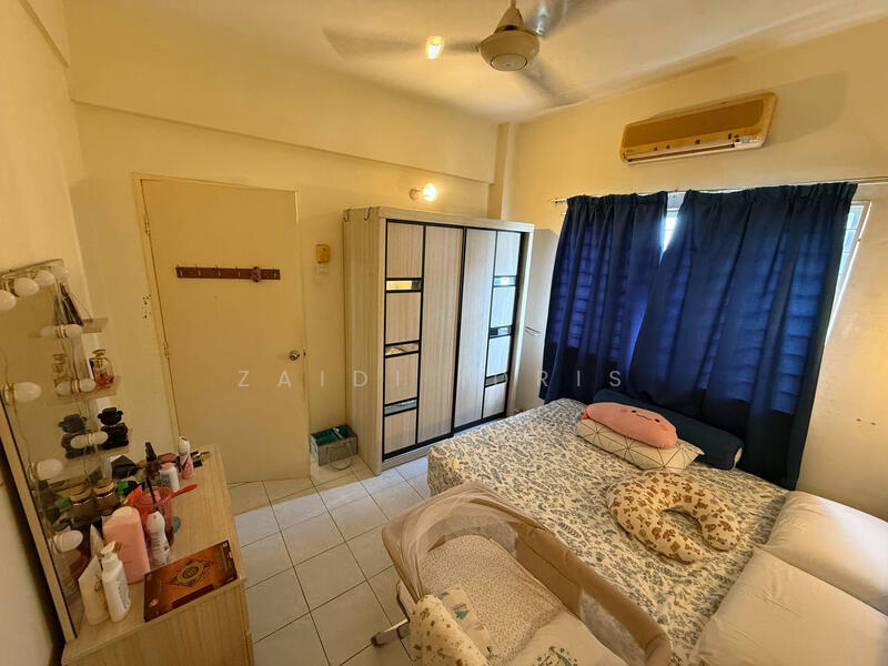 For Sale - Oakleaf Park